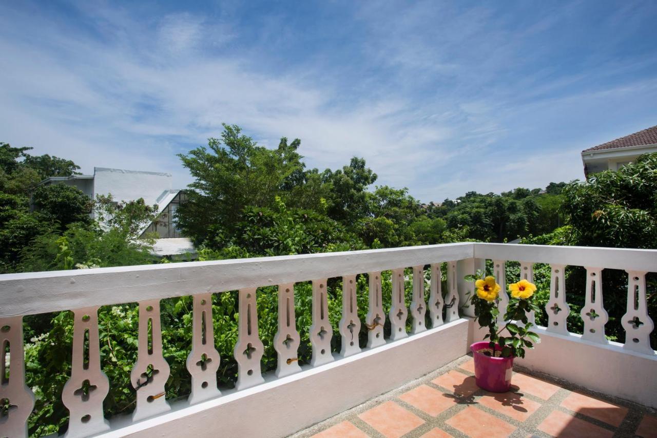 Franky Villa Balabag  Exterior photo